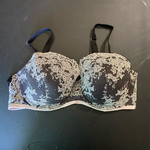 VS Dream Angels Demi Lace and Rhinestone 36DD